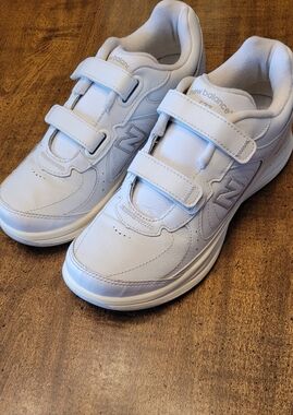 New Balance Women's White Walking 577 Sneakers